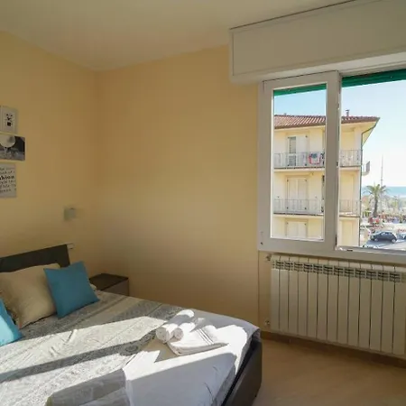 Rosa Dei Venti- Sea View - Ac Apartament